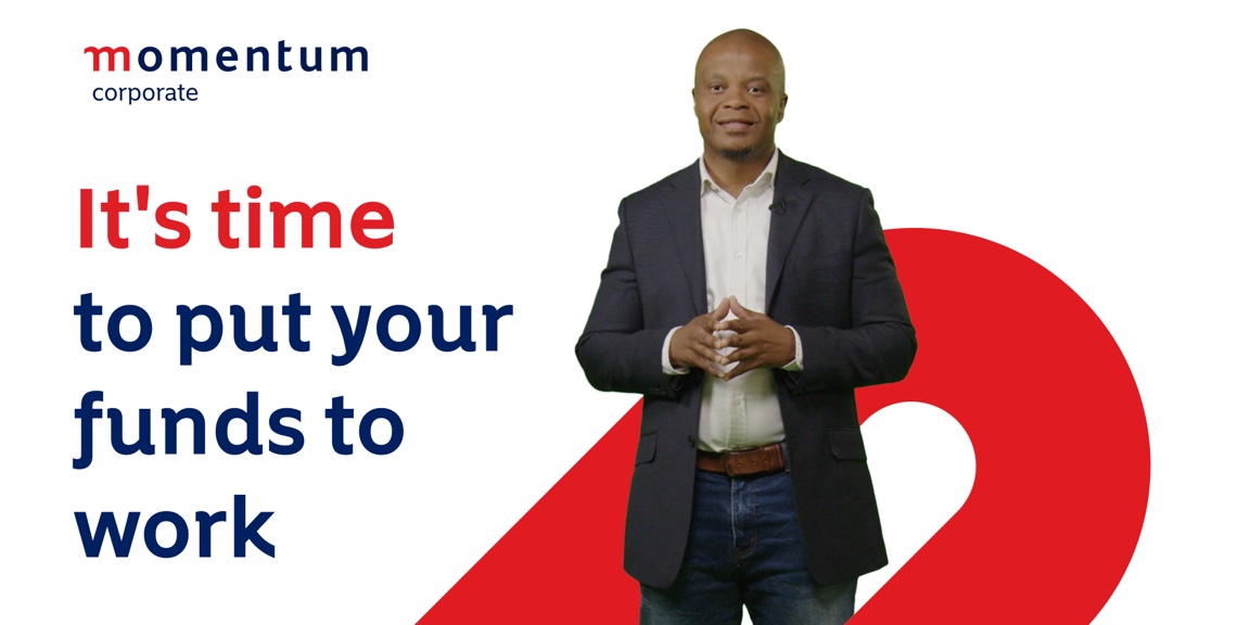 Tshepo Mathatho, Retirement Benefit Councillor at Momentum Corporate, stands against a white Momentum-branded background and speaks about when to change your retirement benefits.